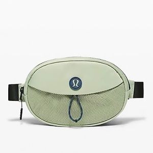 Lululemon Take it On Belt Bag